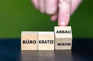 Foto: Bürokratieabbau Aufschrift